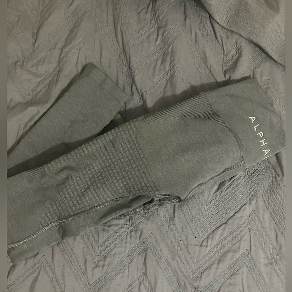 Alphalete grey full length leggings